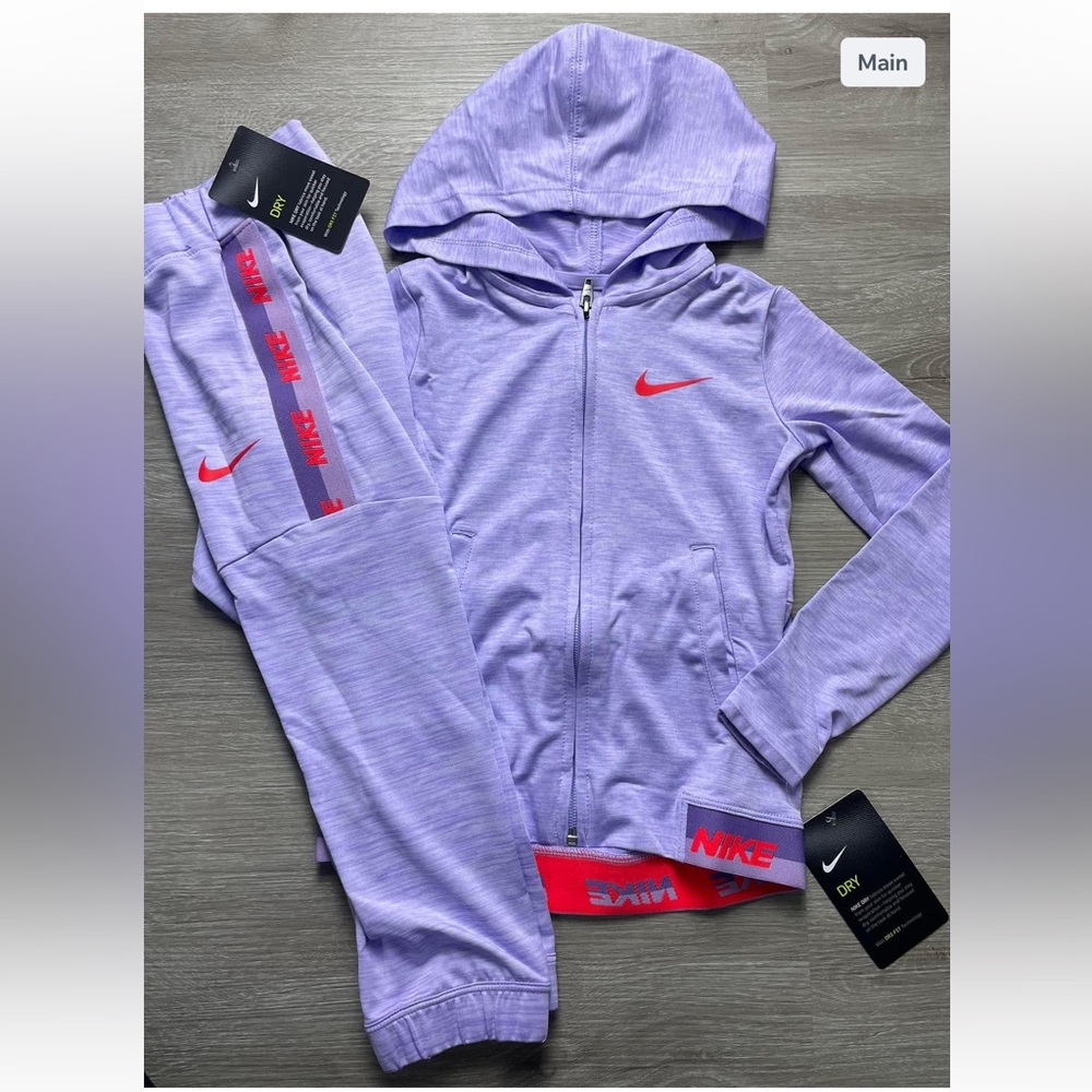 Nike Little Girl Outfit